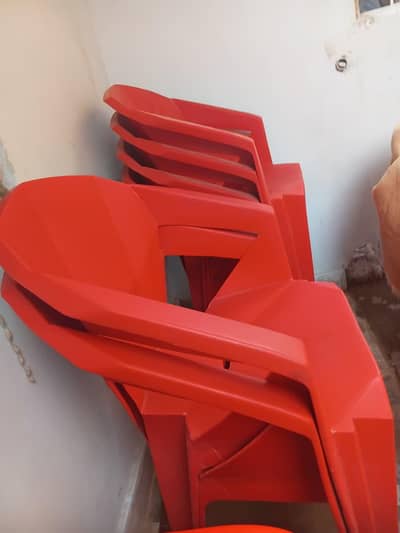 Arm rest chair