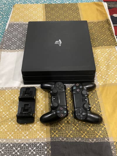PS4 Pro Jailbreak | 1 TB Used | Very good condition | 2 Controllers