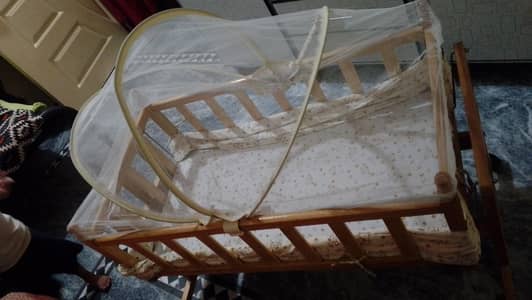 baby cot