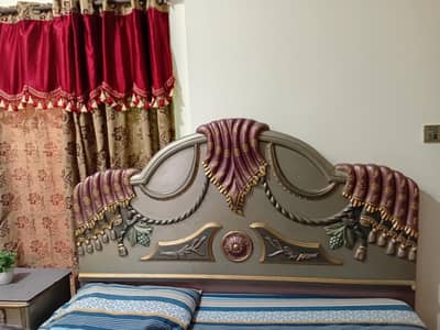 Wooden bed set