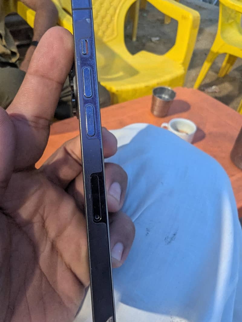 Apple iPhone 14 Pro 3
