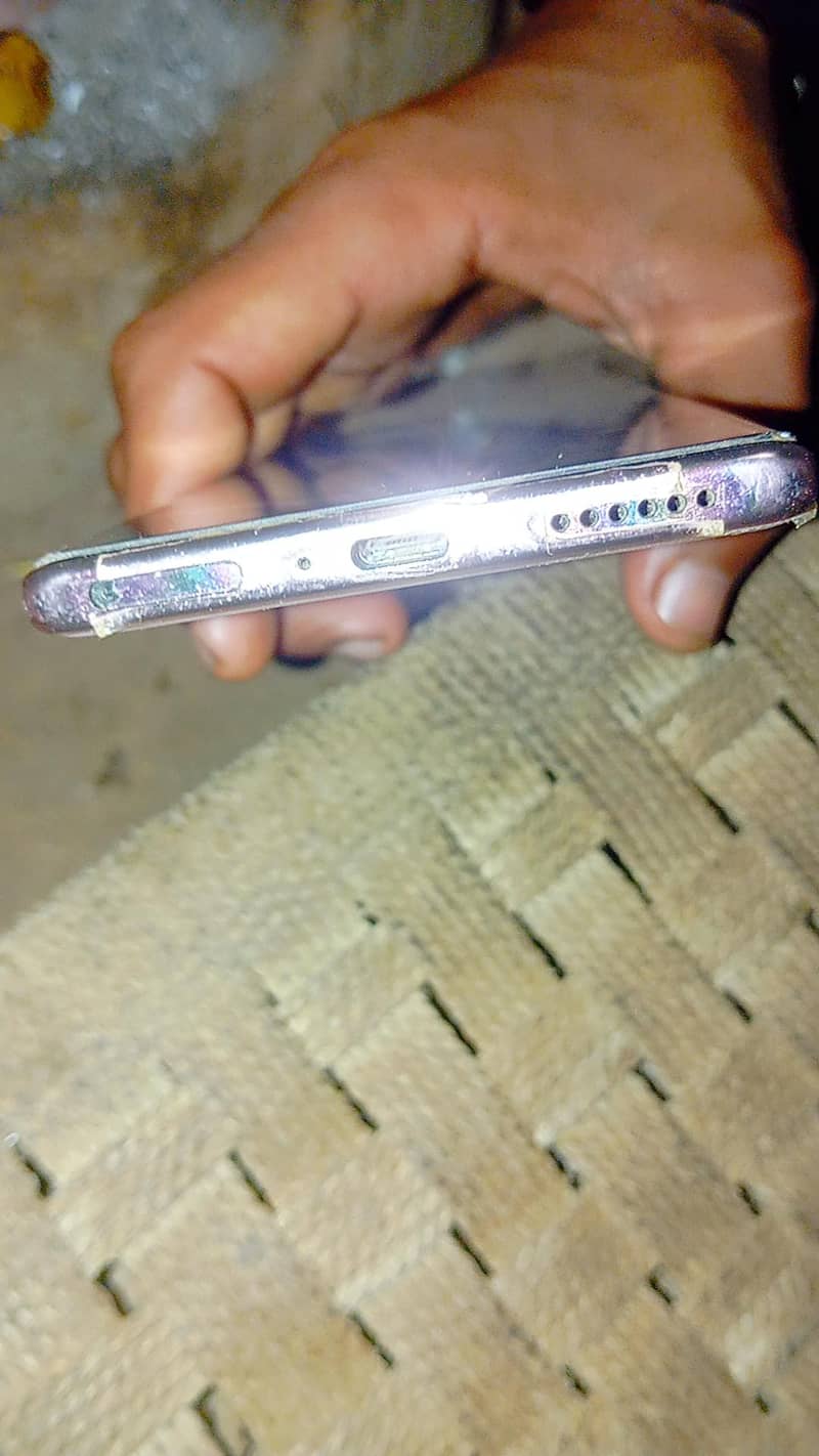 Infinix Zero 40 4