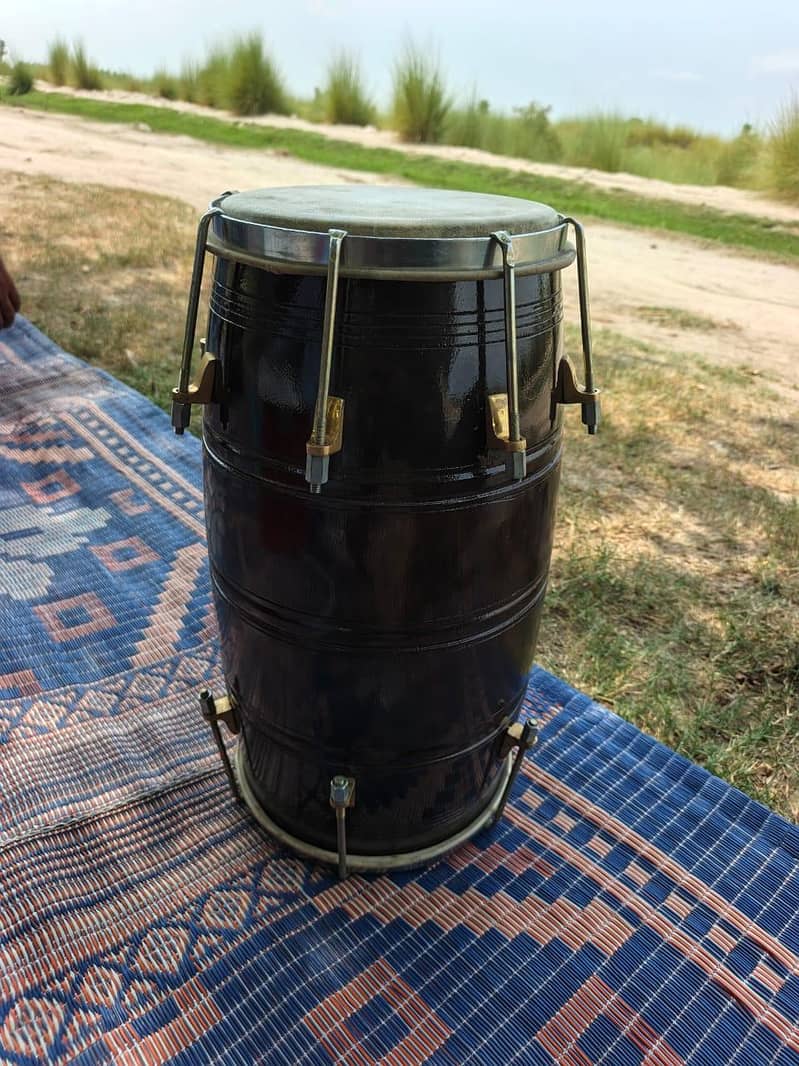 dholak 2