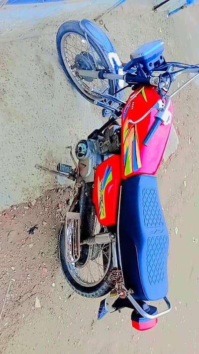 Honda 125 bike 030 958 39188