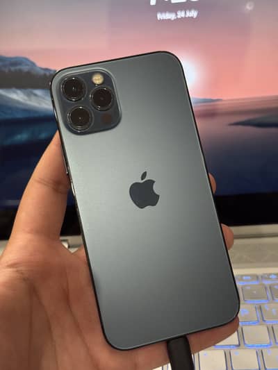 Apple iPhone 12 Pro