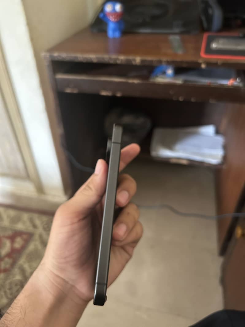 Google Pixel 9 3