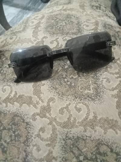 Sun glasses