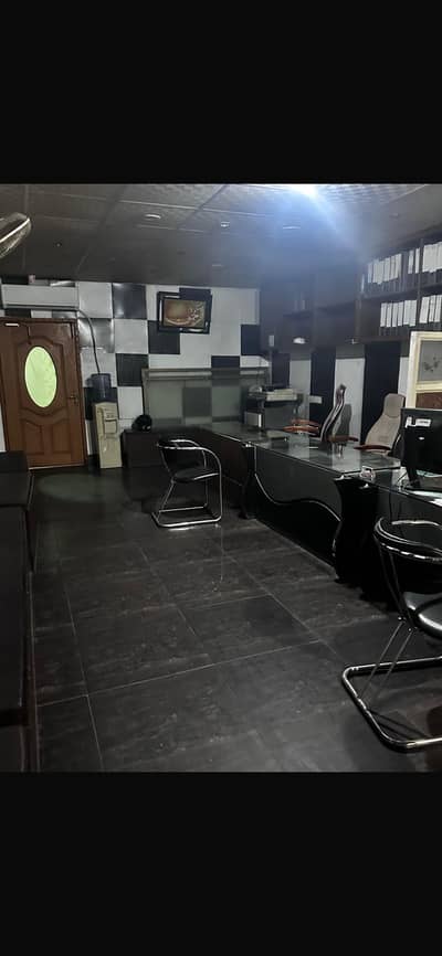 4 marla office for shareing urgent for rent