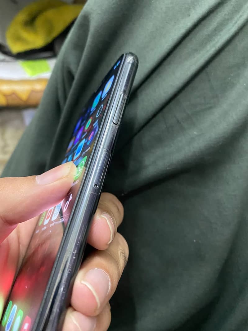 Apple iPhone X 2