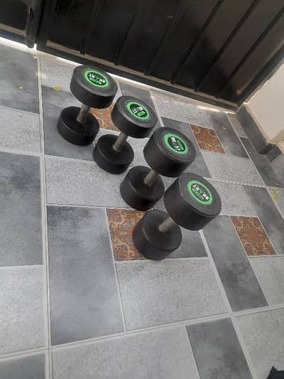 : "7kg + 10kg Rubber Dumbbell Set | 34kg Total | 10/10 Condition"