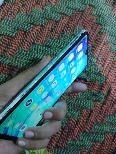 Vivo S1 Only phone 4/128 panel working but dim ha