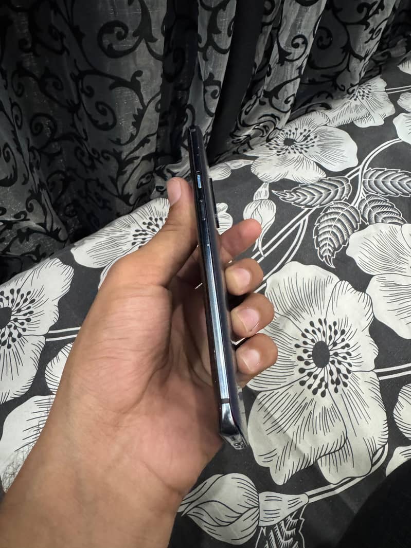 One Plus 7 Pro 3