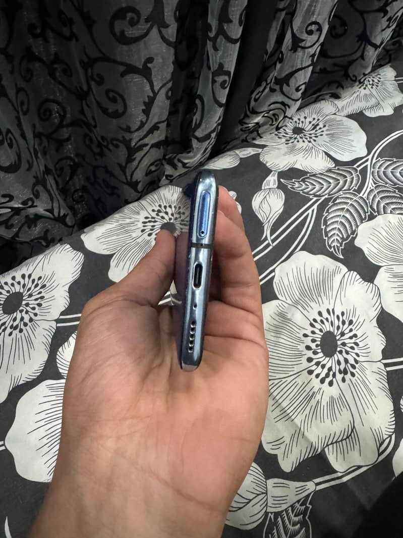 One Plus 7 Pro 4