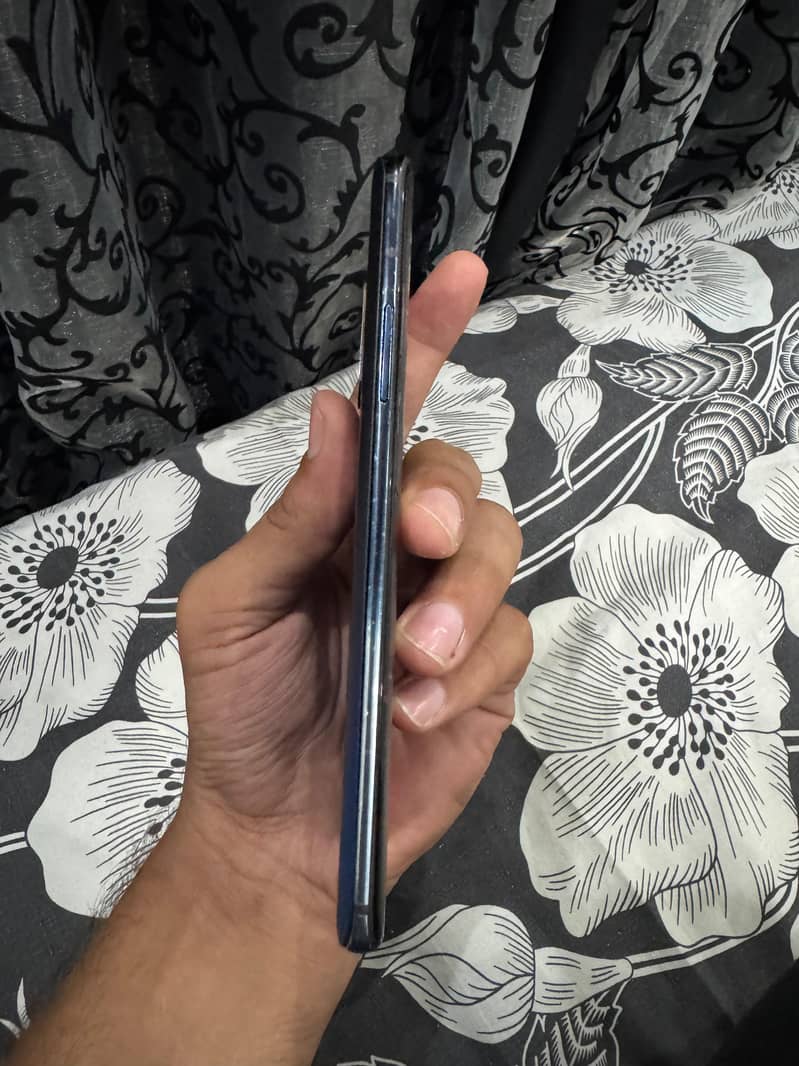 One Plus 7 Pro 5