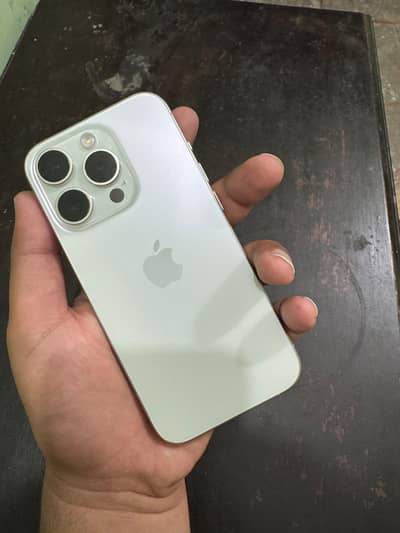 Apple iPhone 15 Pro