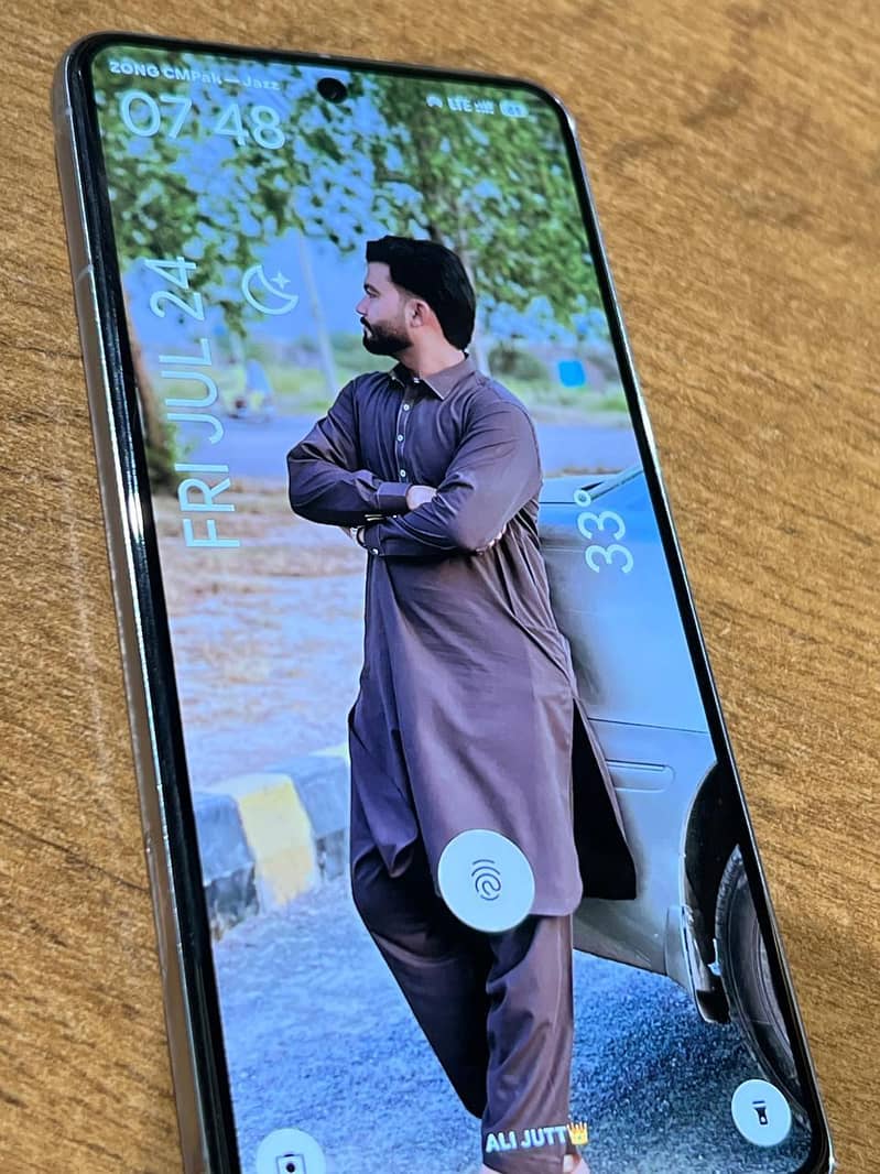Google Pixel 8 Pro 1