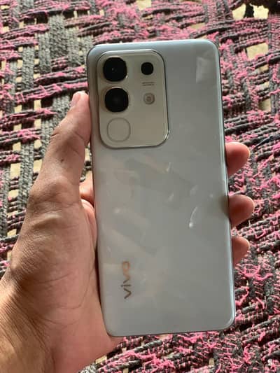 Vivo Y29 8+128 with box charger