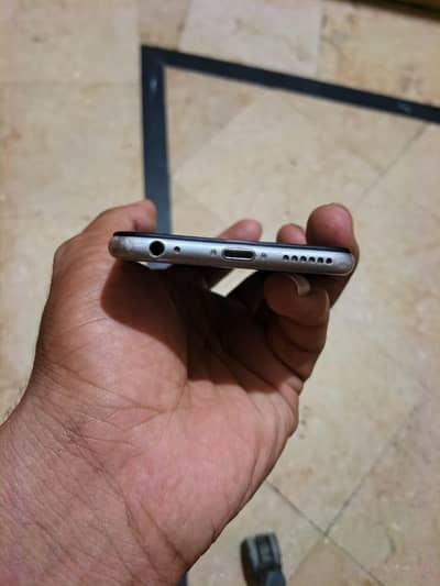 Apple iPhone 6