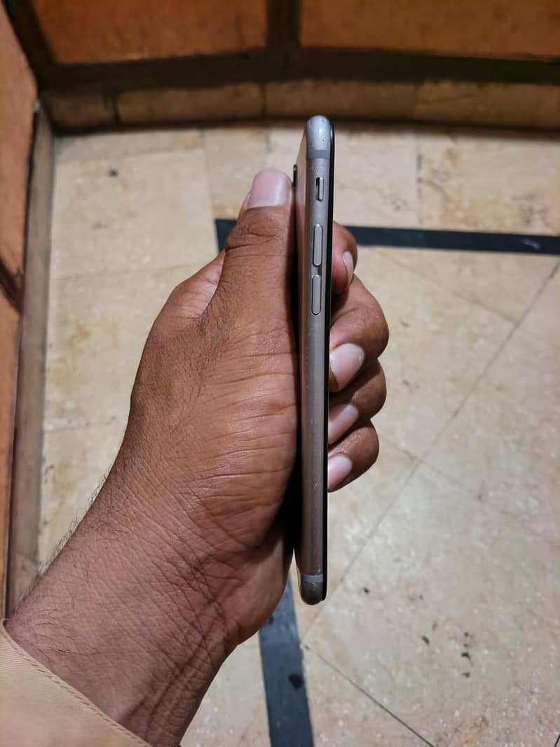Apple iPhone 6 5