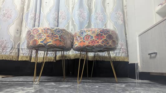2 PCs stool for sale