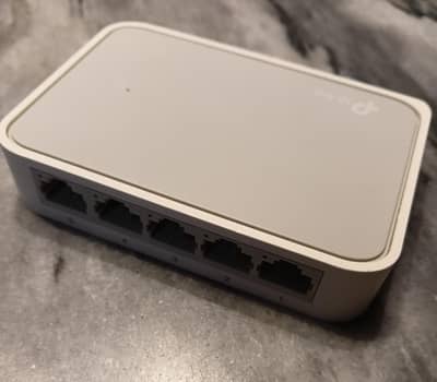 TP-Link 5 port switch & Tenda 8 port switch