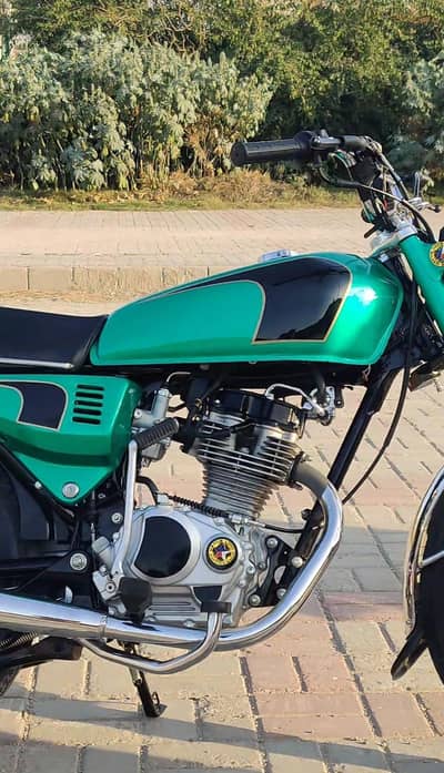 Honda 125 Tank