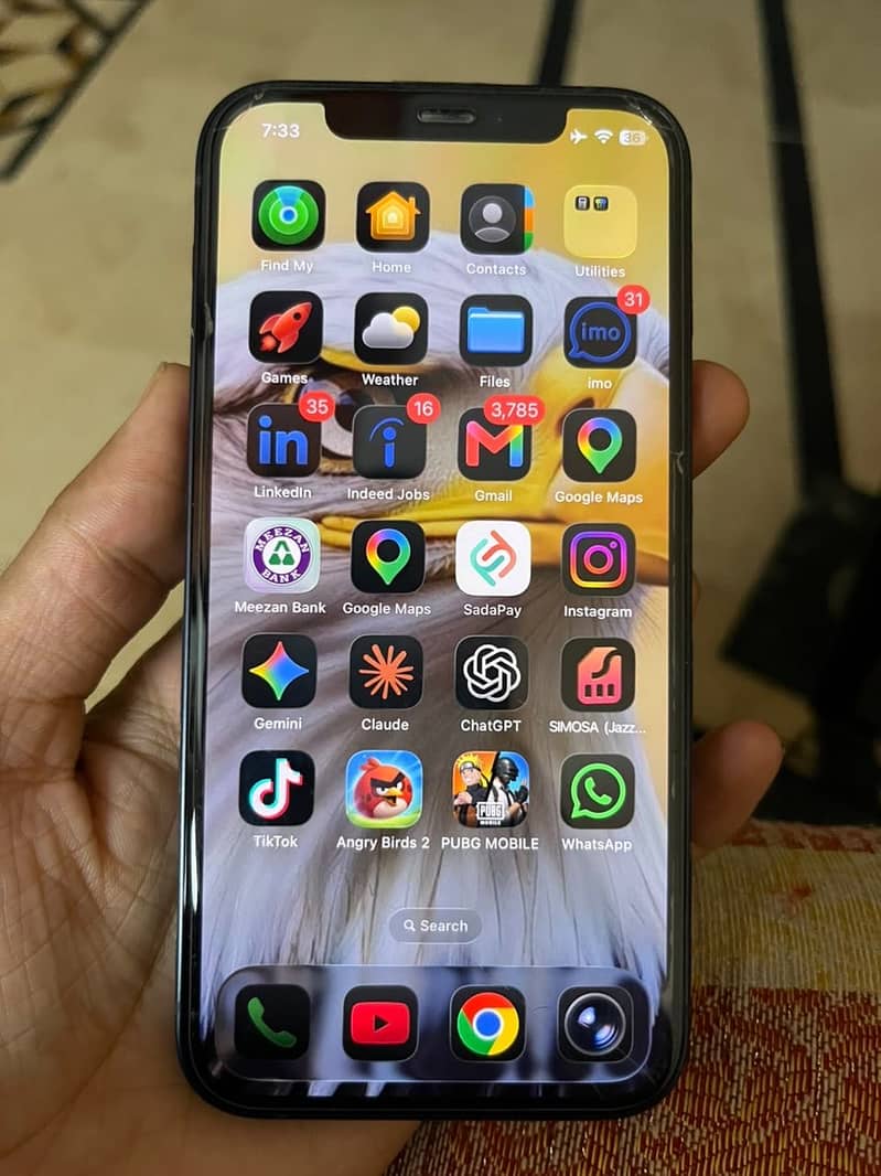 Apple iPhone 12 1