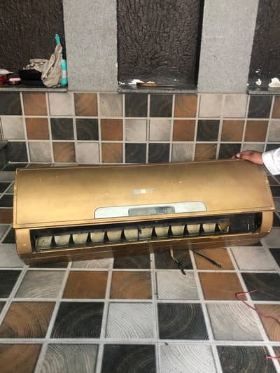 Orient Split AC