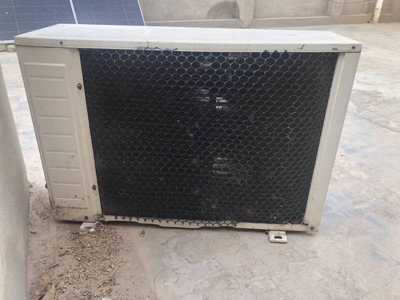Orient Split AC 4