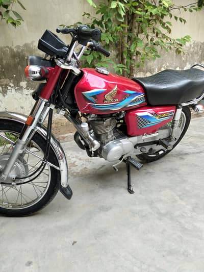 Honda CG 125 For Sale.