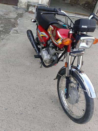 Honda 125cc  location Lahore