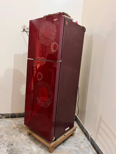 Orient 12 Cubic Feet Fridge – Excellent Condition