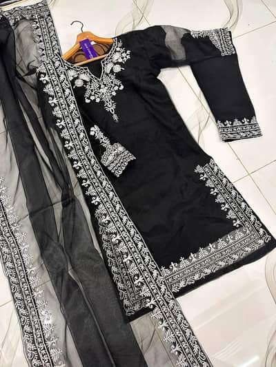 Black Embroidered 3 Piece Suit | Lawn Cotton Suit with Embroidered