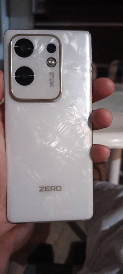 Infinix Zero 30