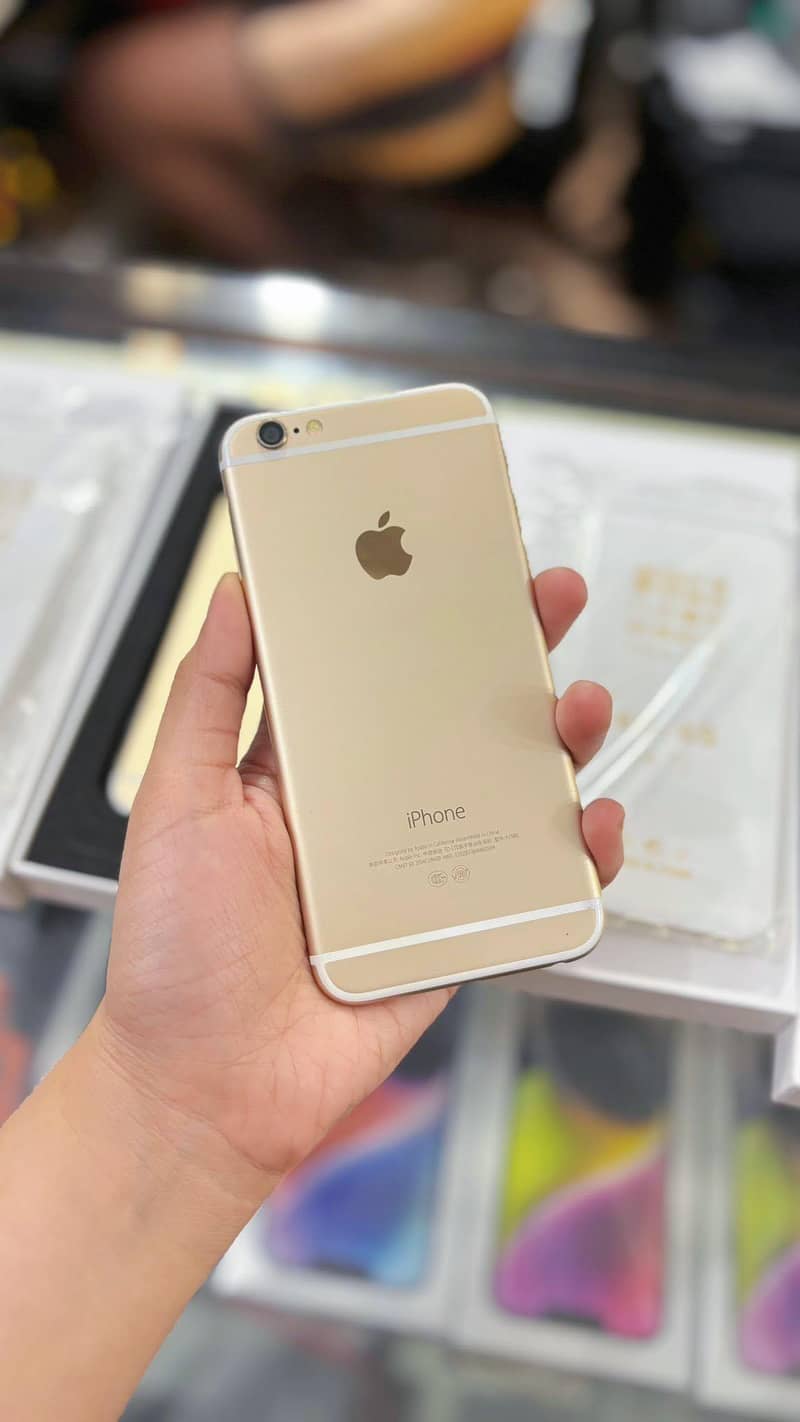 Apple iPhone 6S Plus 4