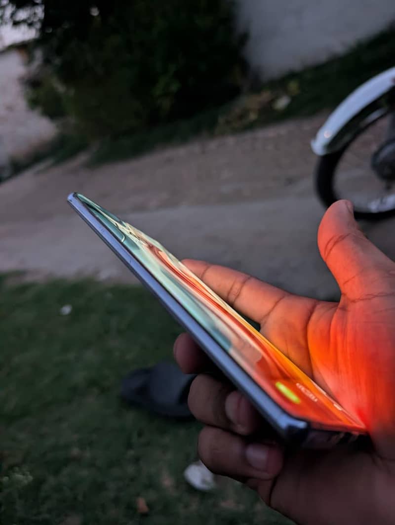 Tecno CAMON 30S 6