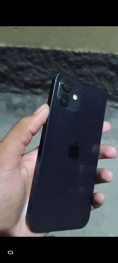 Apple iPhone 12