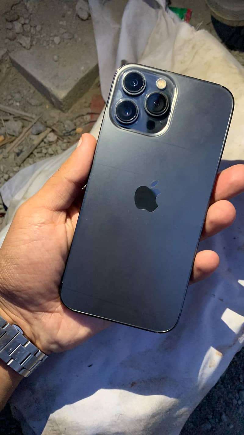 Apple iPhone 13 Pro Max 5