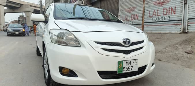 Toyota Belta 2006