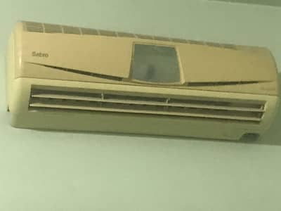 SPilit Ac 1 TON . Sabro ac 1 ToN.
