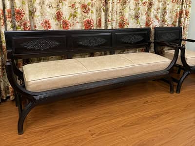 Antique Carved Wooden Sofa Set – 5 Seater | Solid Wood, Excellent Con