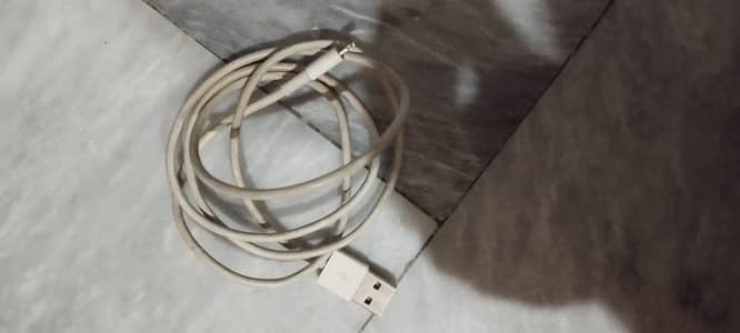 iphone old and new cable