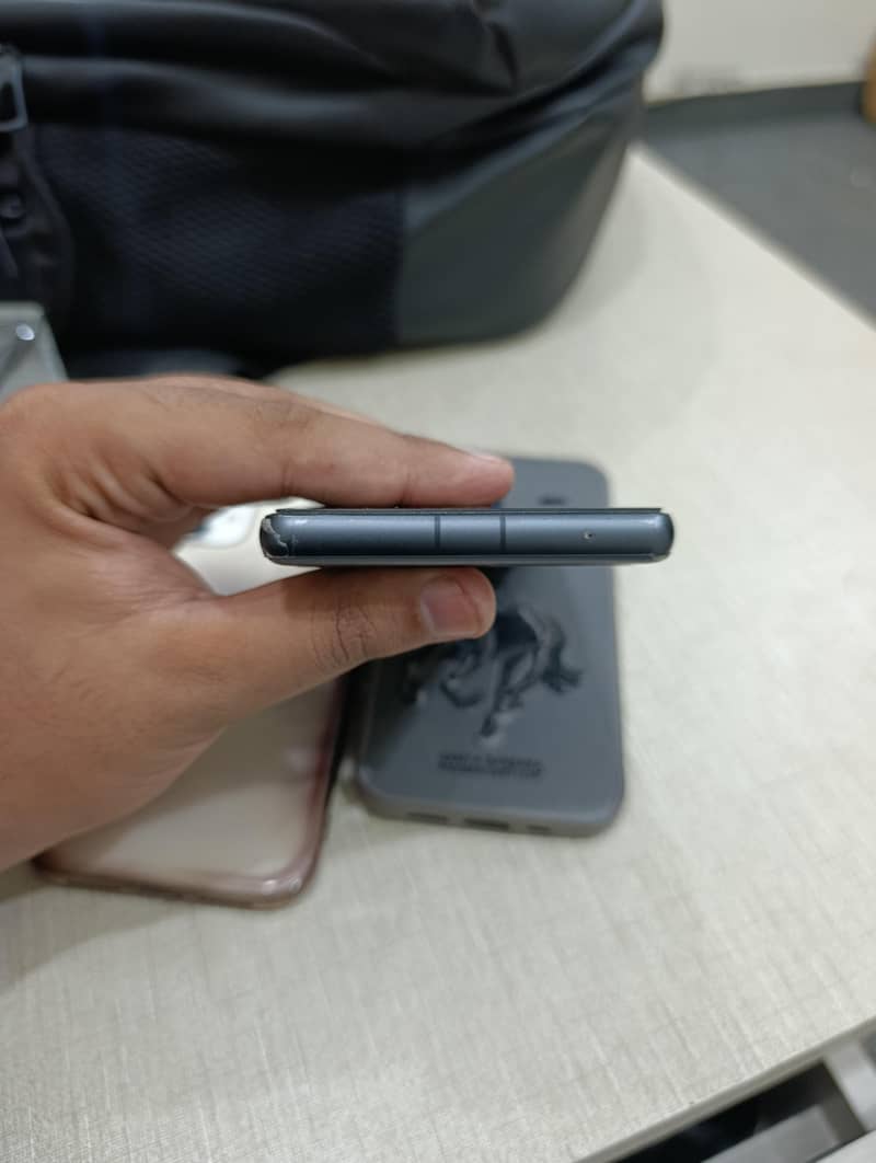 Google Pixel 7a 2