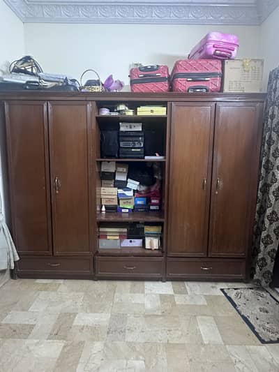 Selling wardrobe