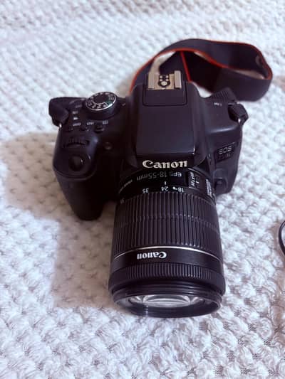 Canon 700D