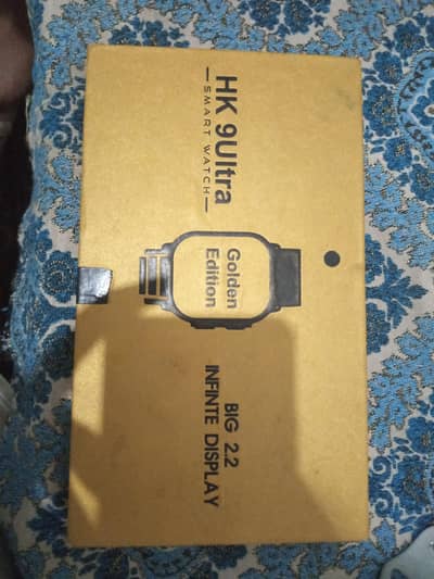 Three straps with original charging cable