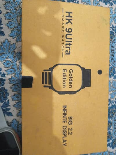 Three straps with original charging cable