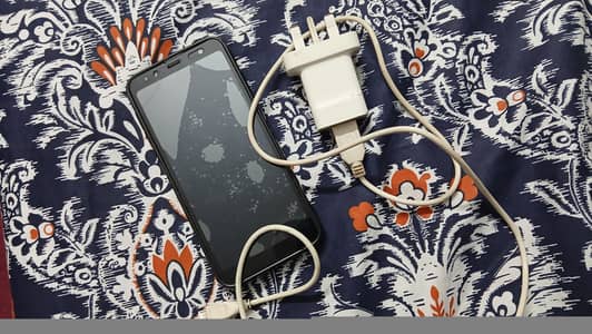 Samsung Mobile 3GB / 32 GB
