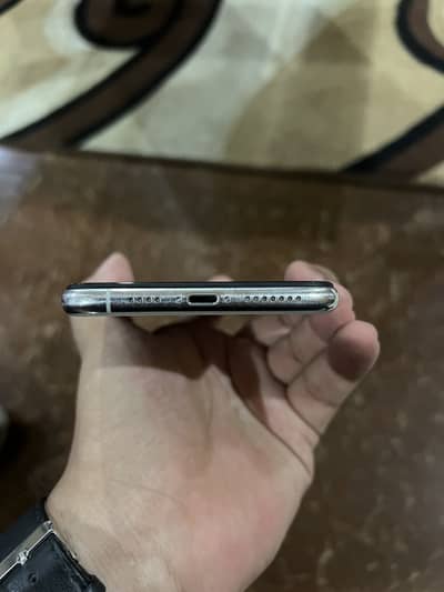 Iphone 11 pro max dual  pta approved