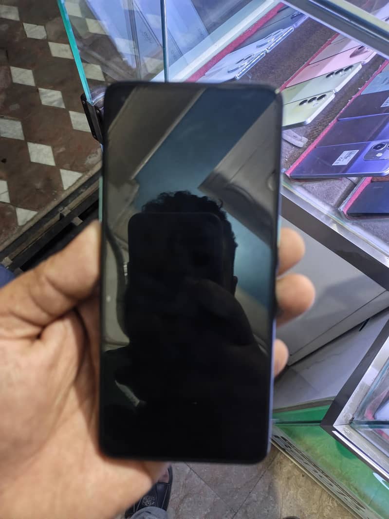 One Plus 8T 1